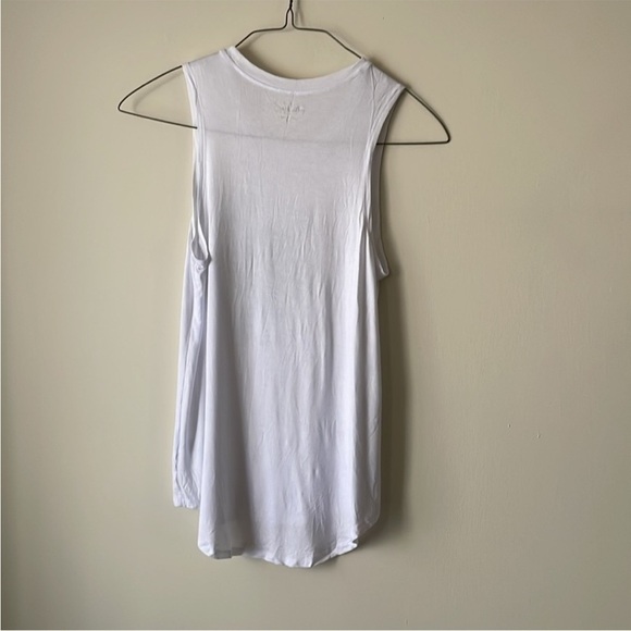 Miken Flow White One Lucky Mama Tank Top Medium - Picture 9 of 11